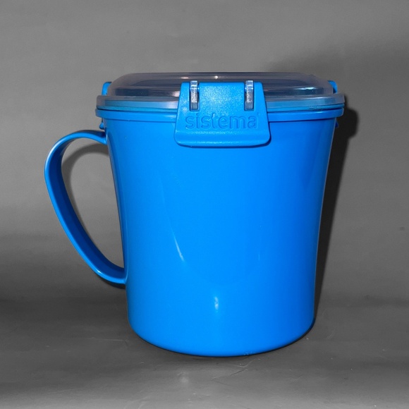 Small Blue Sistema Microwave Container - Picture 3 of 6